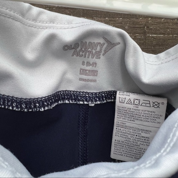 Capri workout leggings - Picture 3 of 3